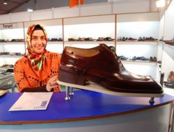 105 Numaralı Ayakkabı Fuarın İlgi Odağı Oldu