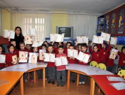 Tekirdağ'da Miniklerin Karne Sevinci