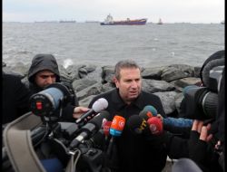 Kıyı Emniyeti Genel Müdürü Orakçı: Geminin Batma Tehlikesi Yok