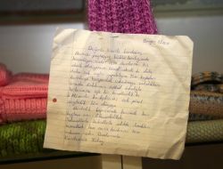 Van İçin Örülen Kazakların Üzerindeki Notlar Duygulandırdı