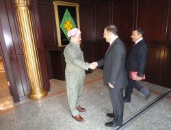 Hakkari Heyeti Barzani İle Görüştü