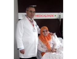 Nefes Darlığı Çeken Genç Kızın Göğsünden 300 Gram Ağırlığında Kitle Çıkarıldı