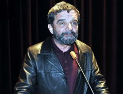 Türköne: Yeni Anayası Siyasilerin Değil Halkın Yapması Gerekir