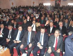 Başbakan'ın Sağlığını Hatırlatan Bakan Çelik, Salondakileri Ağlattı