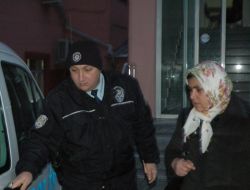 Eşini Dövüp Eksi 15 Derecede Sokağa Attı