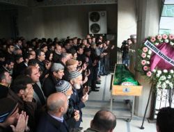 Basur Ameliyatında Anestezi Sonrası Hayatını Kaybeden Genç Toprağa Verildi