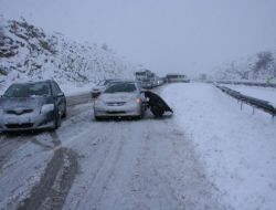 Adana-Pozantı Yolu Trafiğe Kapandı