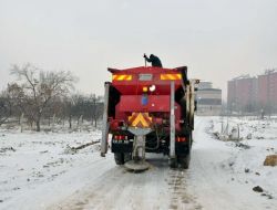 Malatya'da Karla Mücadele Ekipleri Aralıksız Çalışıyor