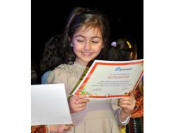 7 Yaşındaki Beyza’nın Vatan Aşkı Ağlattı