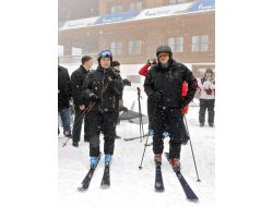 Medvedev Ve Aliyev Birlikte Kayak Yaptı