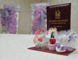 Evlenenlerin Nikah Şekerleri Keçmek'ten