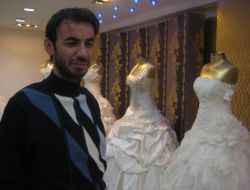 Erzurumlu Dünyaevine 'Kiralık Gelinlikle' Giriyor