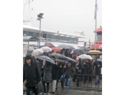 İstanbul'da Yağmur Devam Ediyor