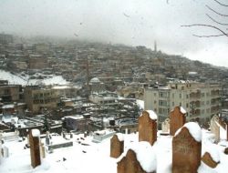 Mardin'de Yağan Kar Güzel Görüntülere Yolaçtı