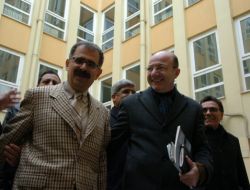 CHP'Lİ CİHANER'den önemli açıklamalar