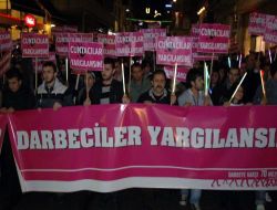 Beyoğlu'nda Darbe Karşıtı Eylem