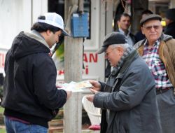 Manisa'da 'Tebdil-i Kıyafet Esnaf Polis' Uygulaması Başladı
