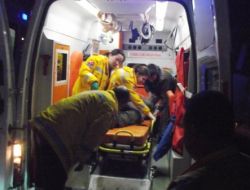 Yengesini Ve Teyze Oğlunu Tüfekle Vurdu