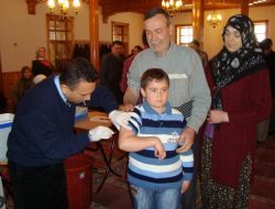 Torunuyla Birlikte Umre Yolcusu