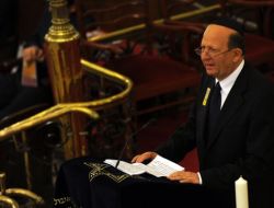 Yahudi Soykırımı Neva Şalom’da Anıldı