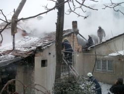 Kış Ortasında Evsiz Kaldılar