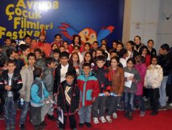 Depremzede Çocukların Sinema Keyfi