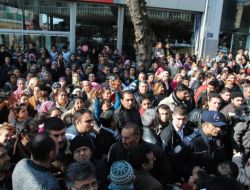 Romanlar Kalp Krizinden Şehit Olan Askerlerine Ağladı