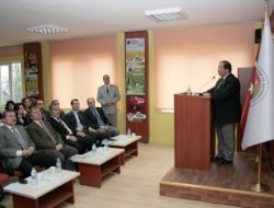 Tarımda Sıvı Hümik Asitin Bitki Yetiştiriciliğinde Kullanımı Anlatıldı