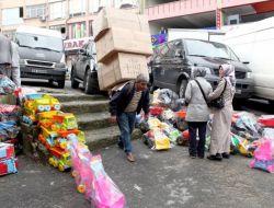 Hamallar Artık Yük Değil Çile Taşıyor