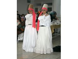 İzmirli Hanımlar Yemek Yarışmasında Hünerlerini Sergiledi