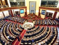 Nazarbayev: Kazakistan'da Yeni Kalkınma Süreci