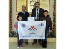 Menderes İlköğretim Okulu'nun Temizliği Belgelendi