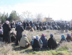 Sobadan Zehirlenen Aile Fertlerinin Cenazeleri Gözyaşlarıyla Toprağa Verildi