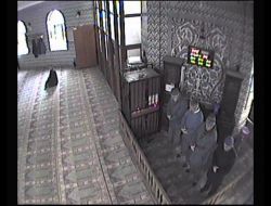 Camide Vatandaşların Telefonlarını Çalan Hırsız, Psikoloğa Gönderildi