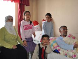 Hasta Aile, Tedavileri İçin Uzanacak Yardım Elini Bekliyor