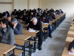 Ak Parti Siyaset Akademisi Sınavı Yapıldı