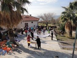 İskenderun'da Bayanlar İçin Ağ Örme Kursu Başlatıldı