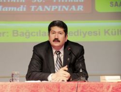 Yazdığı Başka, Yaşadığı Başka Bir Yazar Tanpınar