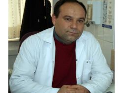 Uzm. Dr. Sandıkçı: Soğuk Havalar Yüz Felci Yapıyor