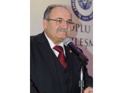 Çorum Belediyesi'nde Çalışan İşçilerin Sözleşme Sevinci