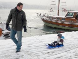 Boğaz'dan Eşsiz Kar Manzaraları