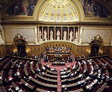 Senatörlerden Yeni Girişim