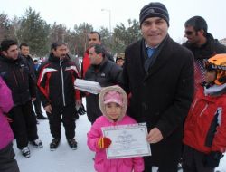 Yakutiye Belediyesi Çocuklara Kayak Sporunu Sevdirdi