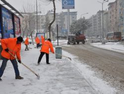 Malatya'da Karla Mücadele İçin 5 Bin Ton Tuz Kullanıldı