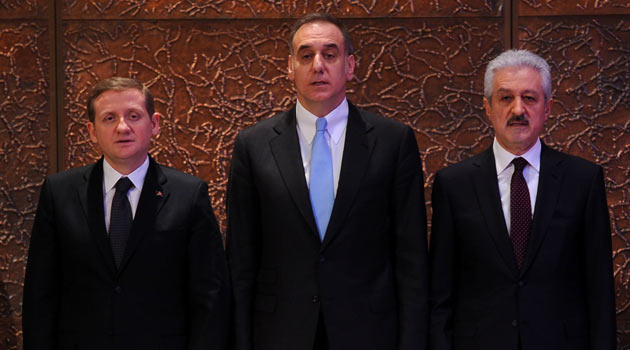 Federasyon'da şok istifalar