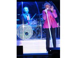 Rod Stewart'tan Cakarta'da Muhteşem Konser