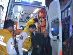 Donma Tehlikesi Geçiren Yaşlı Adama Sağlık Ekipleri Müdahale Etti