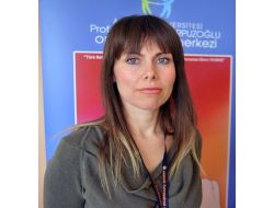 Uğur, Yüzünü Görmek İçin Sabırsızlanıyor, Atilla İse Kolunu Hareket Ettirdi