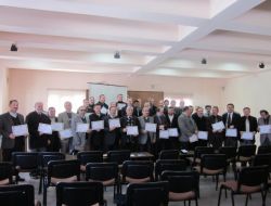 “yüz Yüze Vaaz" Kursiyerleri Sertifikalarını Aldı