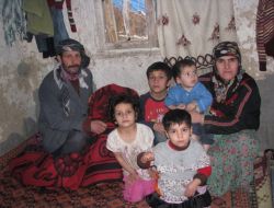 Şırnak’ta Toprak Evler Kar Sebebiyle Çökme Tehlikesi Yaşadı